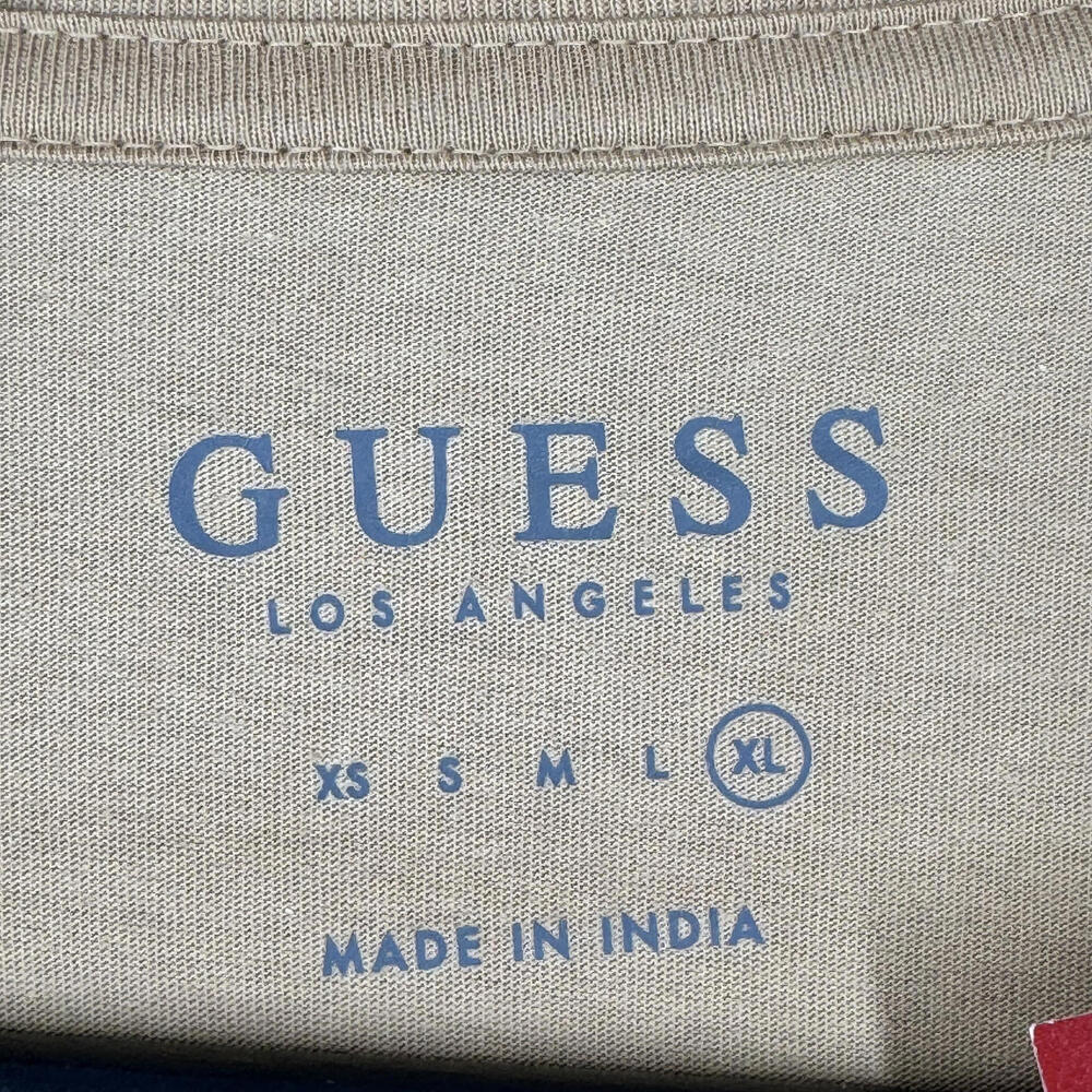 Guess Men's Greg Logo Crew Holofoil T-Shirt XL Toasted‎ Taupe - Picture 8 of 8